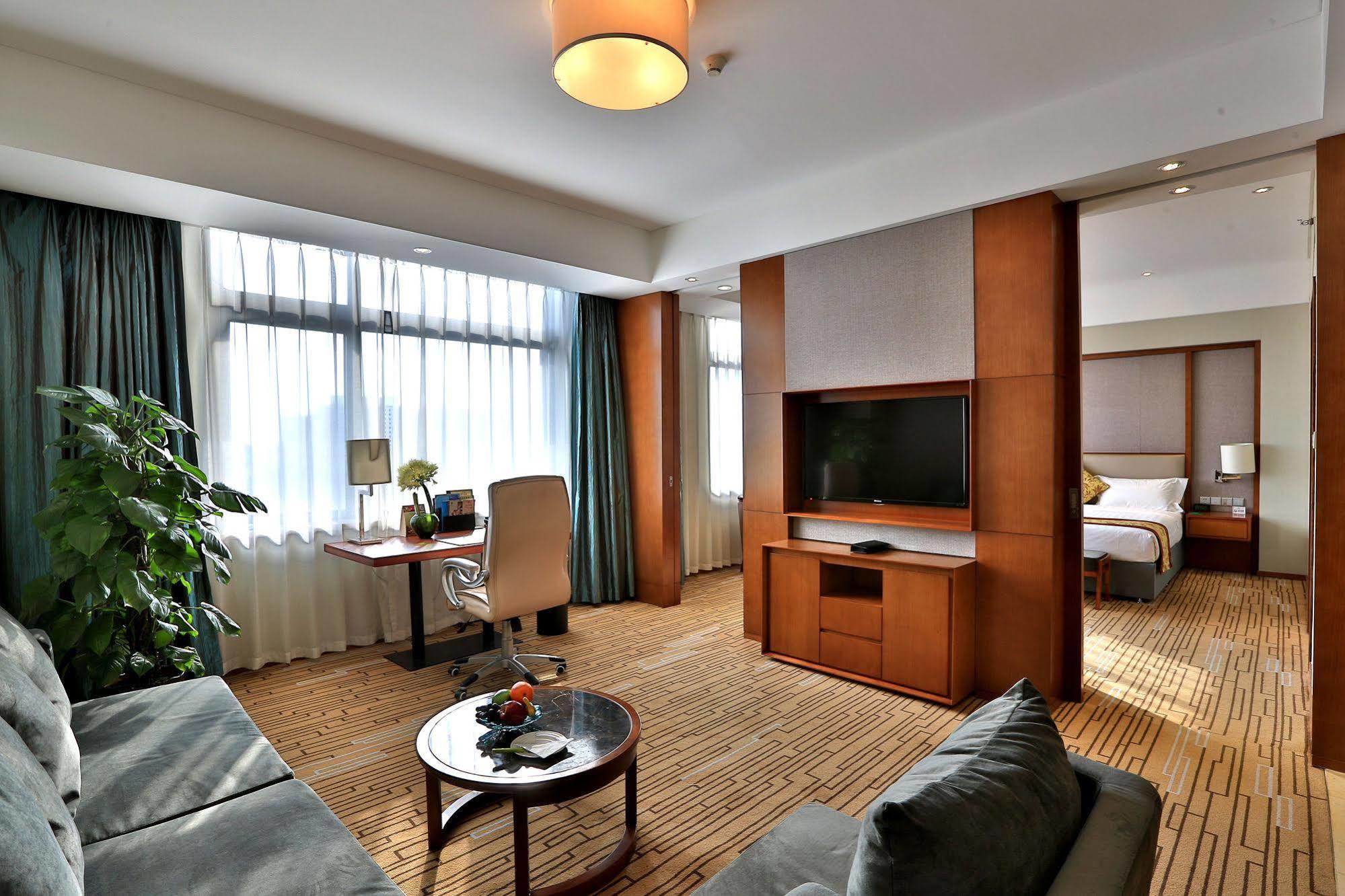 Shenyang Rayfont International Hotel Εξωτερικό φωτογραφία
